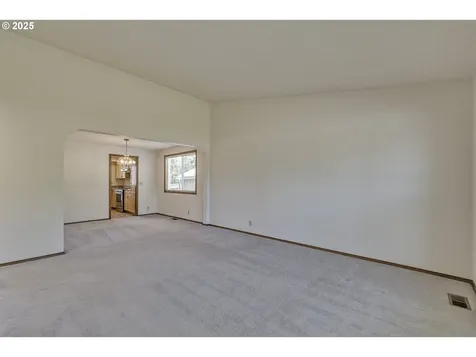 1542 NE Grant Street Hillsboro OR 97124