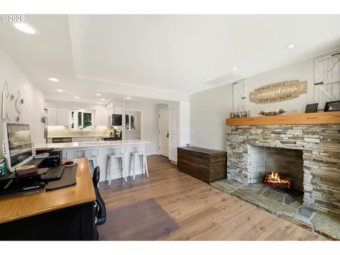 2402 Stephanie Lane North Bend OR 97459