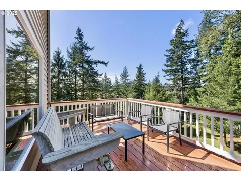2402 Stephanie Lane North Bend OR 97459