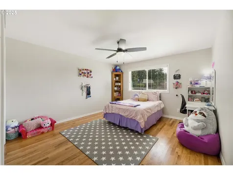 2402 Stephanie Lane North Bend OR 97459