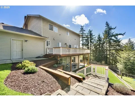 2402 Stephanie Lane North Bend OR 97459