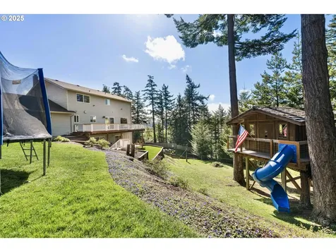2402 Stephanie Lane North Bend OR 97459