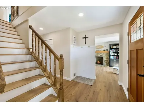 2402 Stephanie Lane North Bend OR 97459
