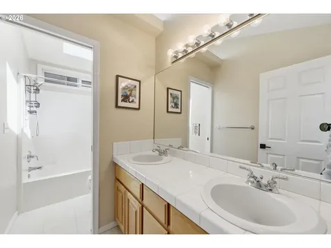 3523 Chelan Drive West Linn OR 97068