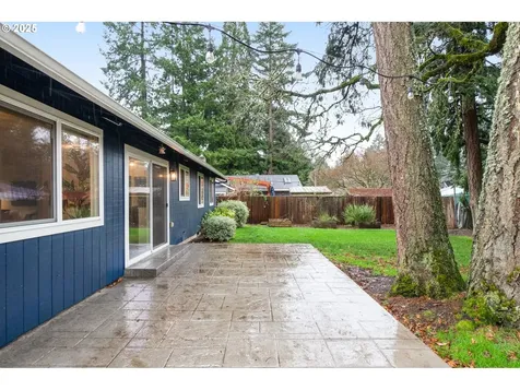 3958 NE Laura Street Hillsboro OR 97124