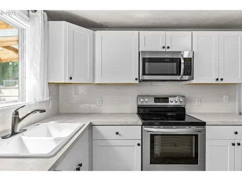 550 Louis Street Eugene OR 97402