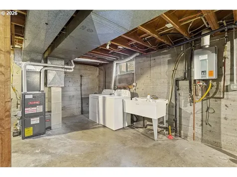 14035 SE Harrison Street Portland OR 97233