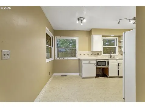 14035 SE Harrison Street Portland OR 97233