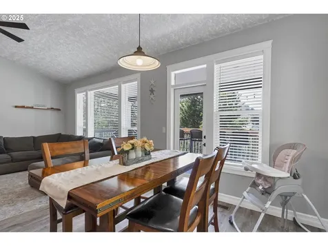 591 Timber View Street NW Salem OR 97304