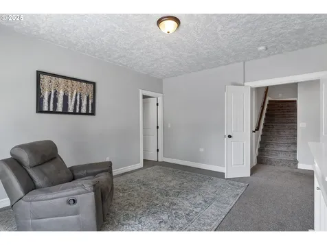 591 Timber View Street NW Salem OR 97304
