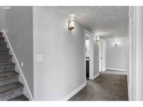 591 Timber View Street NW Salem OR 97304