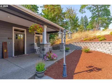 591 Timber View Street NW Salem OR 97304