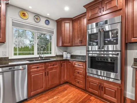 16555 SW 137th Avenue Portland OR 97224