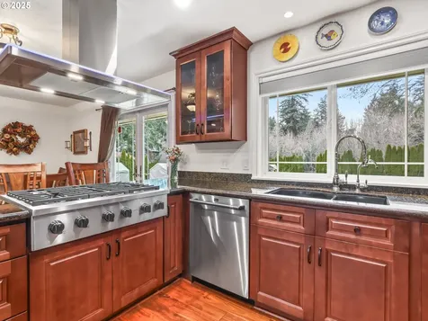 16555 SW 137th Avenue Portland OR 97224