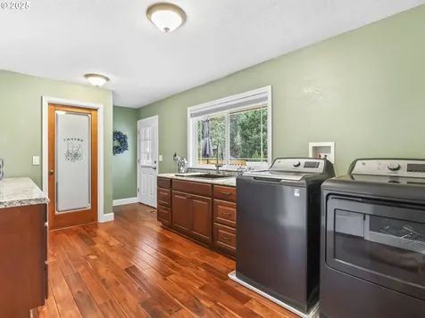 16555 SW 137th Avenue Portland OR 97224