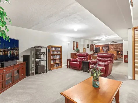16555 SW 137th Avenue Portland OR 97224