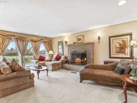 16555 SW 137th Avenue Portland OR 97224