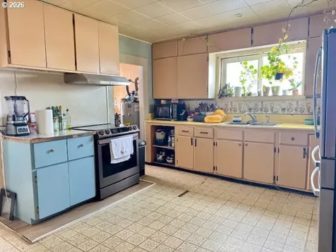 63563 Booth Lane La Grande OR 97850