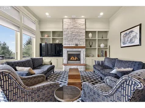 9742 NW Skyline Heights Drive Portland OR 97229