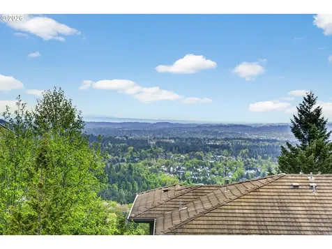 9742 NW Skyline Heights Drive Portland OR 97229
