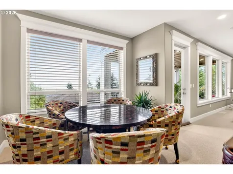 9742 NW Skyline Heights Drive Portland OR 97229