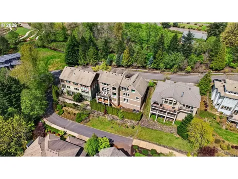 9742 NW Skyline Heights Drive Portland OR 97229