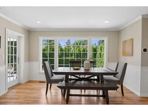 5120 SW Santa Monica Court Portland OR 97221