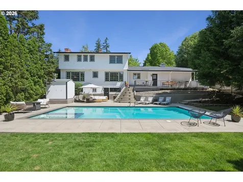5120 SW Santa Monica Court Portland OR 97221