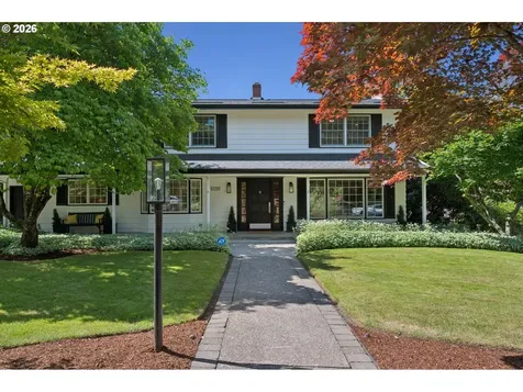 5120 SW Santa Monica Court Portland OR 97221