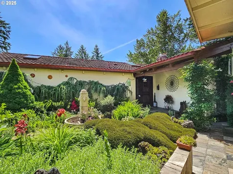 10059 SW 57th Place Portland OR 97219
