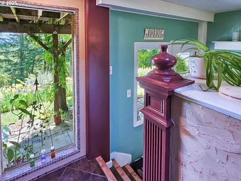 10059 SW 57th Place Portland OR 97219
