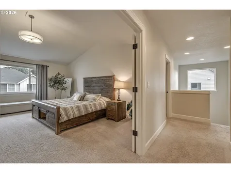 1004 NE 17th Avenue Canby OR 97013