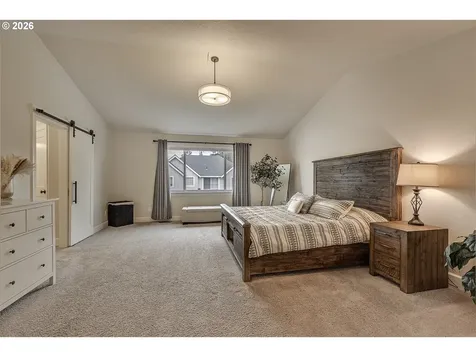 1004 NE 17th Avenue Canby OR 97013