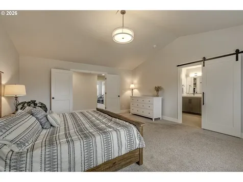 1004 NE 17th Avenue Canby OR 97013