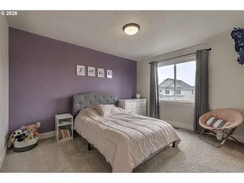 1004 NE 17th Avenue Canby OR 97013