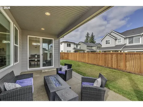 1004 NE 17th Avenue Canby OR 97013
