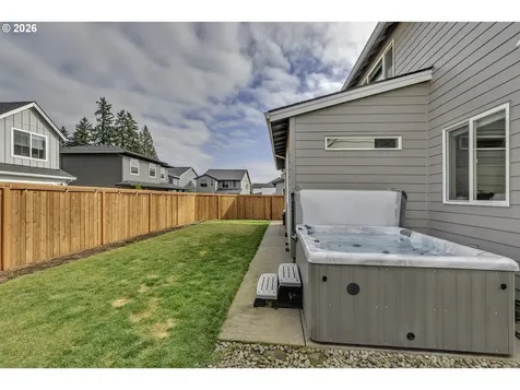 1004 NE 17th Avenue Canby OR 97013