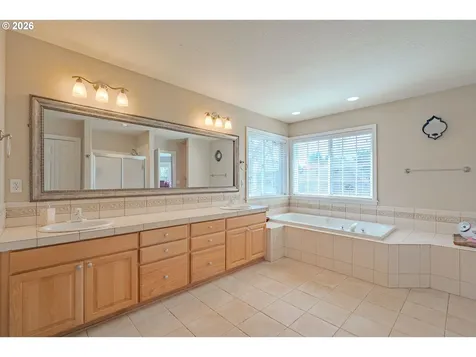 1519 NW 86th Street Vancouver WA 98665