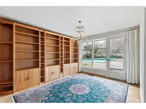110 Rustic Place Eugene OR 97401