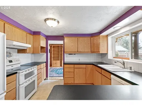 110 Rustic Place Eugene OR 97401