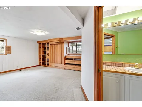 110 Rustic Place Eugene OR 97401