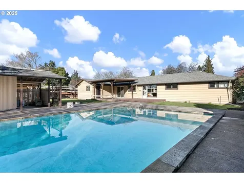 110 Rustic Place Eugene OR 97401