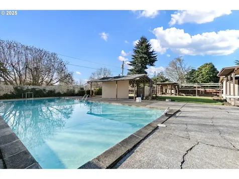110 Rustic Place Eugene OR 97401