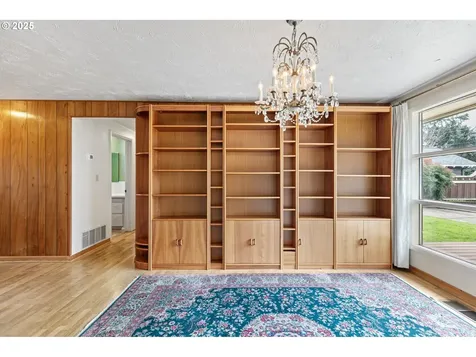 110 Rustic Place Eugene OR 97401