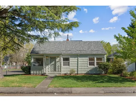 9205 SE Salmon Street Portland OR 97216