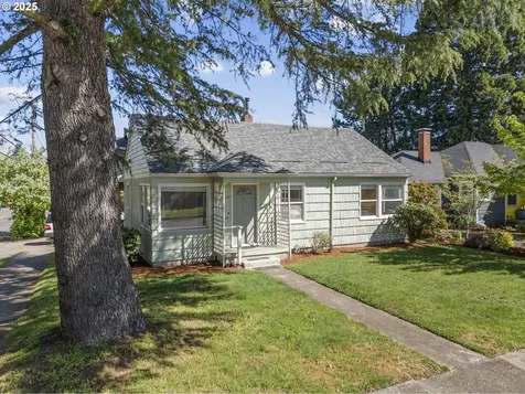 9205 SE Salmon Street Portland OR 97216