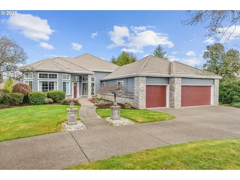 1093 NW Baker Crest Court Mcminnville OR 97128