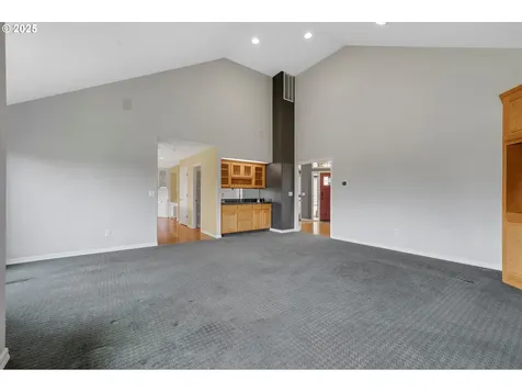 1093 NW Baker Crest Court Mcminnville OR 97128