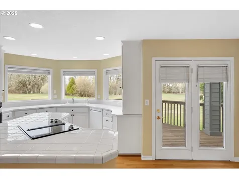 1093 NW Baker Crest Court Mcminnville OR 97128