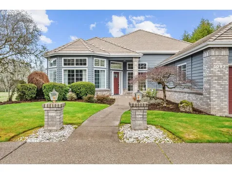 1093 NW Baker Crest Court Mcminnville OR 97128